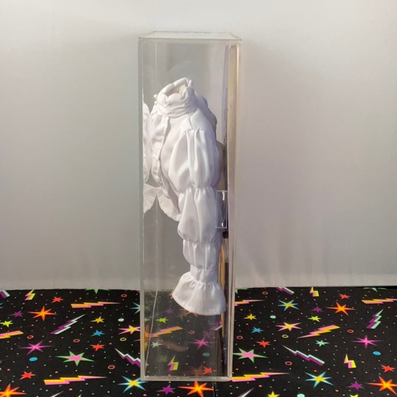 Jerry Seinfeld Miniature Puffy Shirt Collectible - Picture 2 of 6